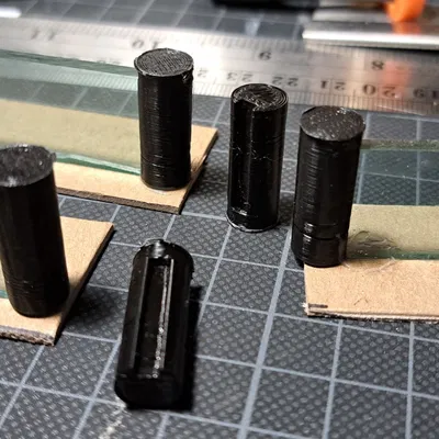 Cột năng lượng cho địa hình SciFi với kính acrylic 3mm