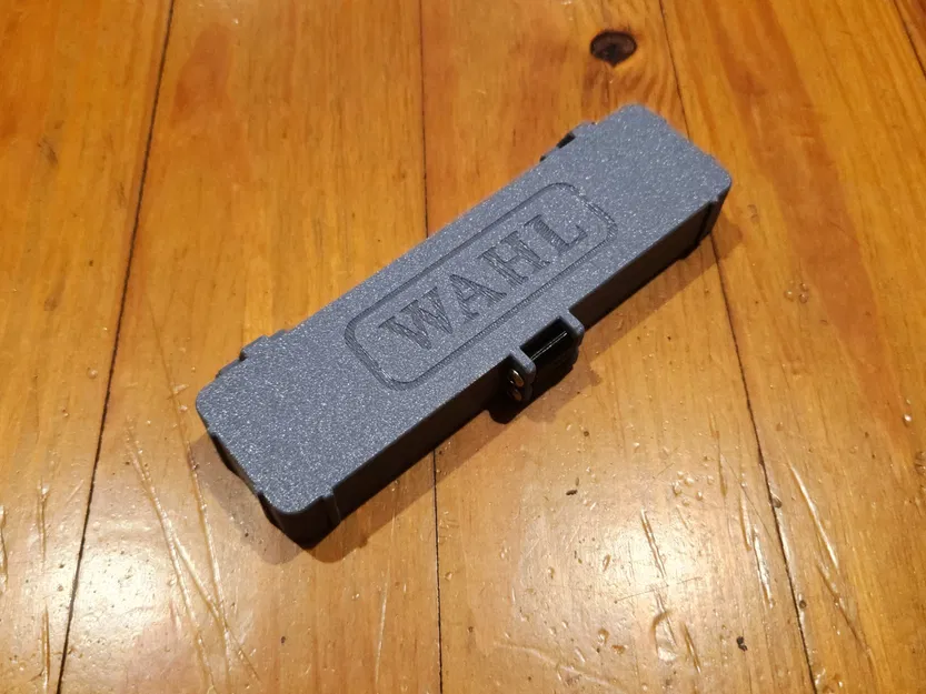 Hộp đựng máy cắt râu & mũi Wahl Groomsman Micro - Image 2