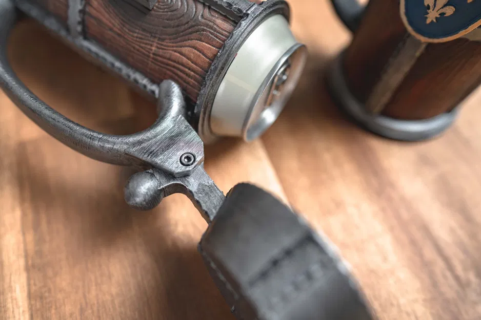 Giá đỡ bình bia Humpen 0.5l với nắp bảo vệ - Image 7