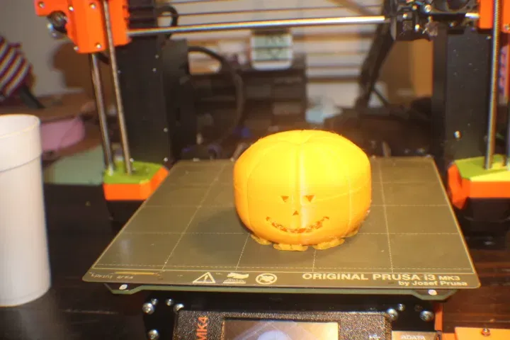 Đèn bí ngô Jack-0-Lattern với thiết kế độc đáo - Image 1