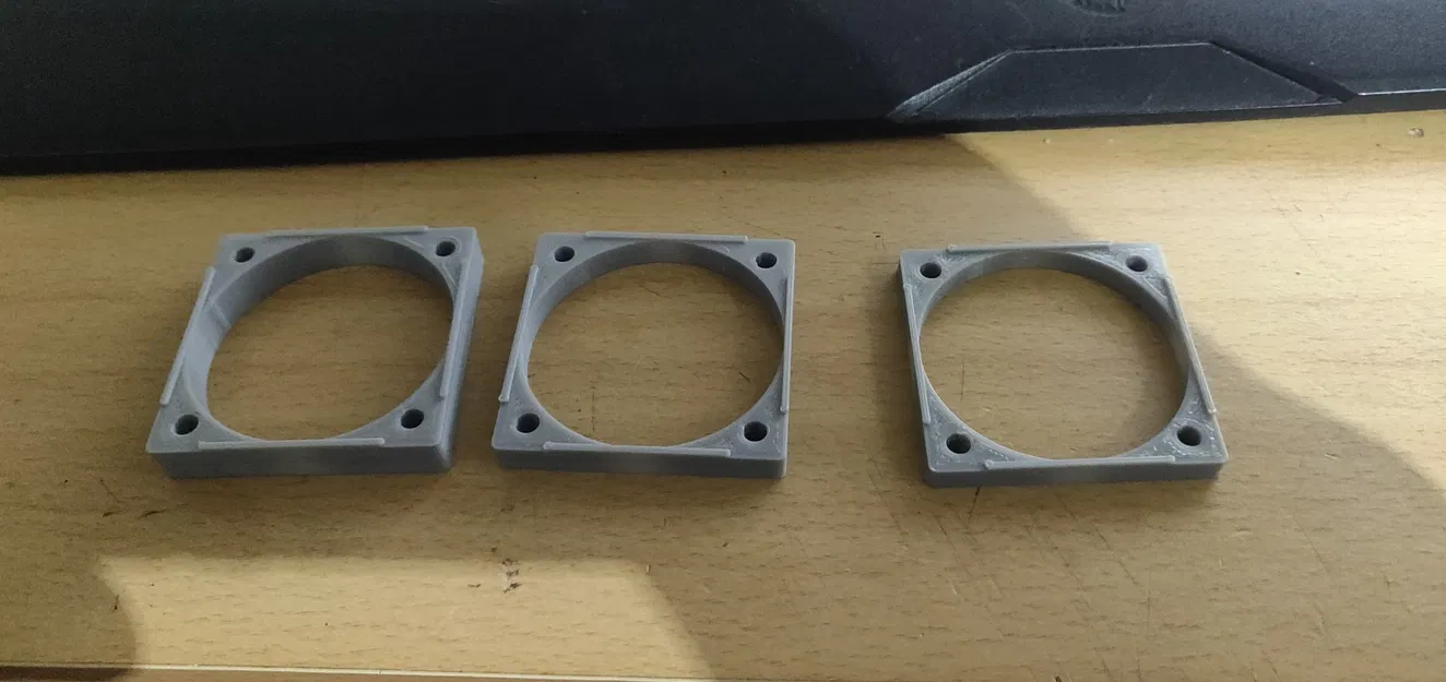 Bộ khoảng cách quạt Noctua cho ốc vít lớn hơn - Image 1