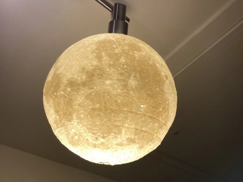 Đèn bàn hình trăng lithophane thiết kế tinh xảo - Image 1