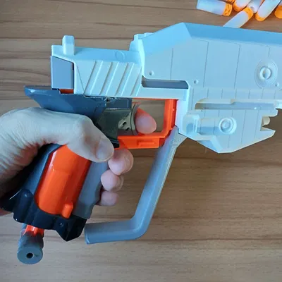 Súng Halo Magnum Nerf Bigshock với khoang nạp từ sau