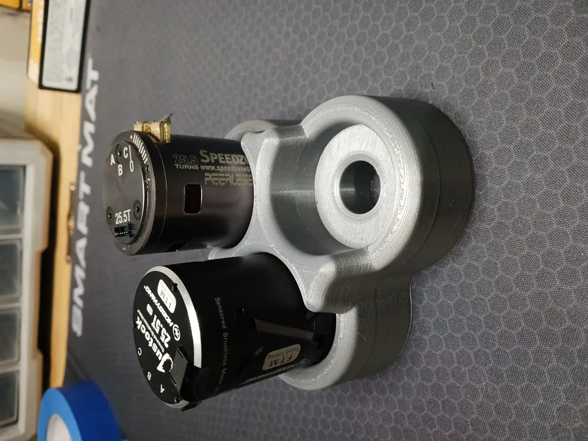 Giá đỡ động cơ không chổi than kích thước 540 phiên bản 2 - Image 1