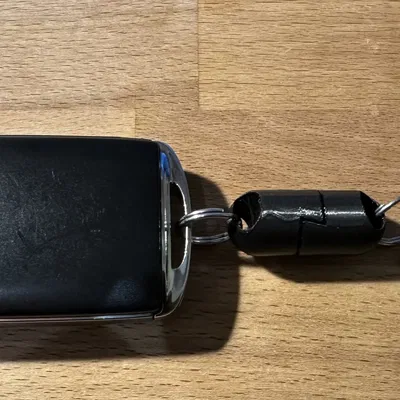 Giá đỡ chìa khóa ô tô thông minh