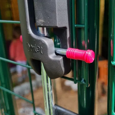 Mở rộng tay cầm cho khóa Omlet Walk In Run