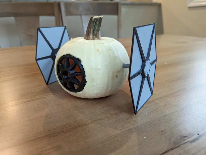 Bộ khắc bí ngô Tie Fighter từ Star Wars - Image 2