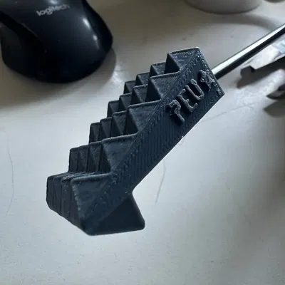 Cây gãi lưng hai phiên bản: cứng và tròn