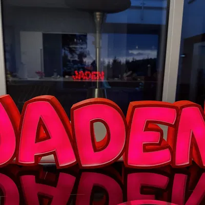 Đèn LED tên "JADEN" cho bé trai trong phòng trẻ em