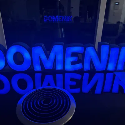 Đèn LED tên "DOMENIK" in 3D cho trẻ em