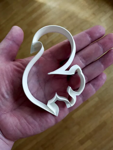 Cutter bánh quy hình sóc dễ thương - Image 1