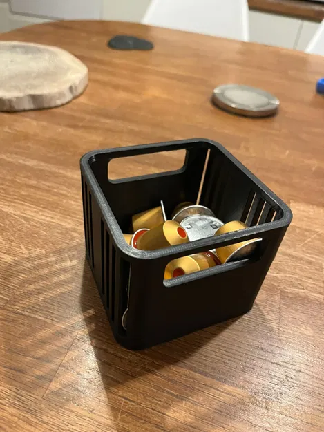 Giá đỡ hộp cà phê nespresso tiện lợi - Image 1