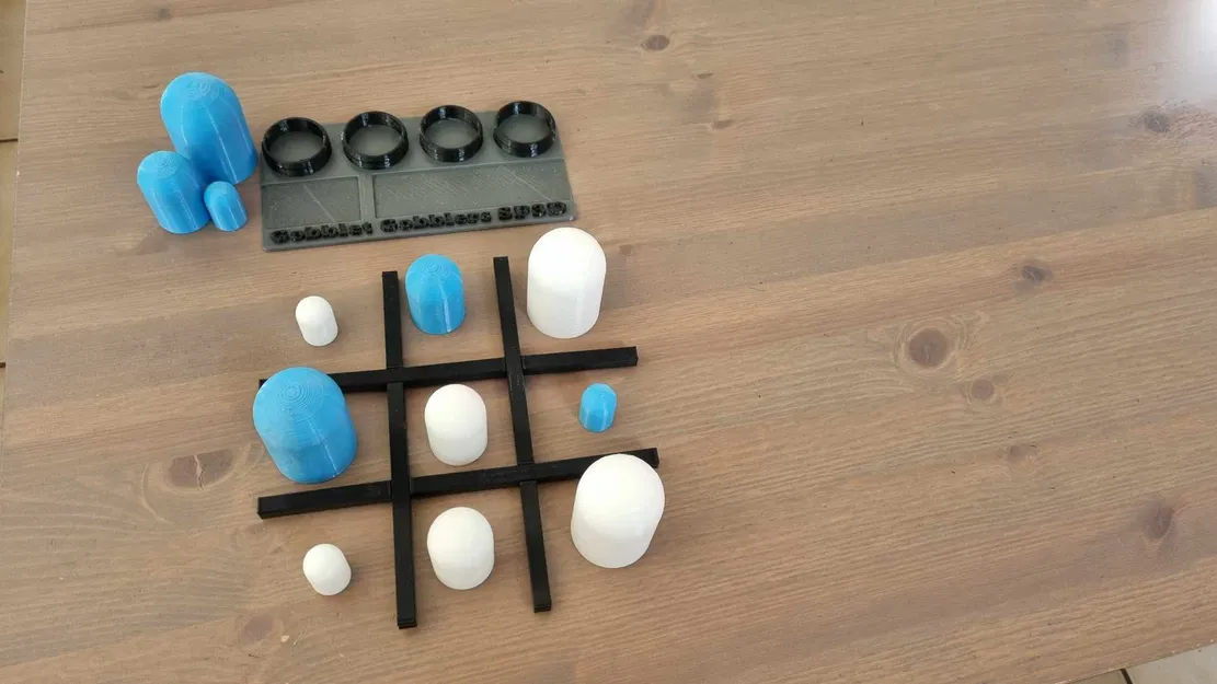 Mô hình trò chơi Gobblet Gobblers với giá đỡ tùy chỉnh - Image 1