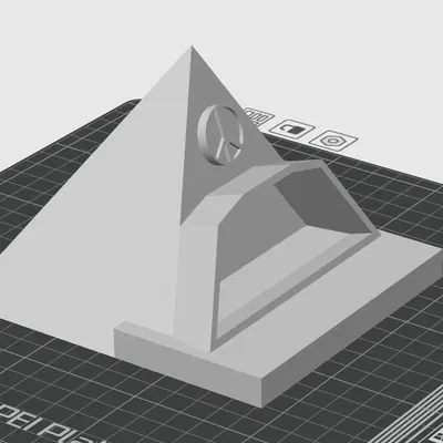 Mô hình bánh sinh nhật hình sân khấu kim tự tháp Glastonbury