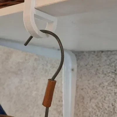 Giá treo quần áo tùy chỉnh cho kệ với móc treo