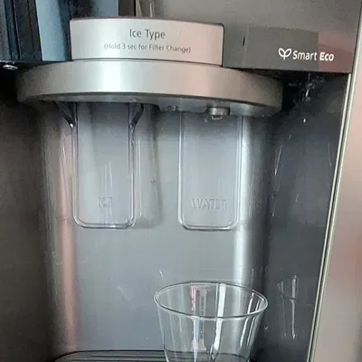 Khay chứa nước cho máy làm đá Samsung RS7547BHCSP