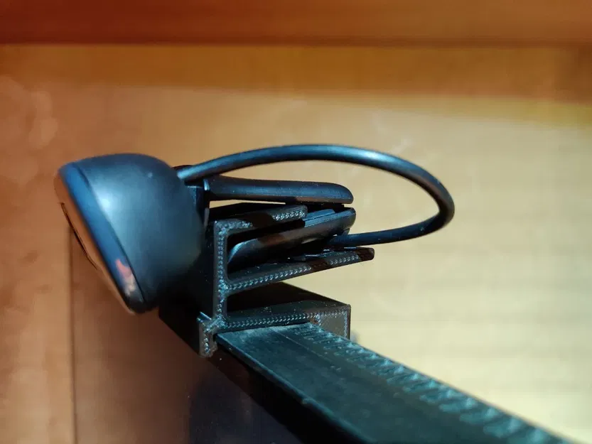 Giá đỡ camera USB Logi 720p cho màn hình - Image 3