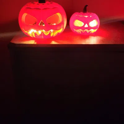 Đèn bí ngô Jack O’Lantern trang trí Halloween