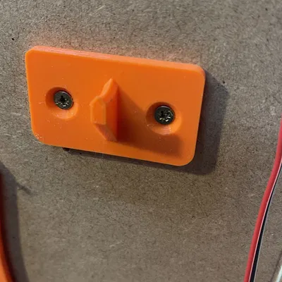 Giá đỡ kìm cắt flush cho hộp đựng