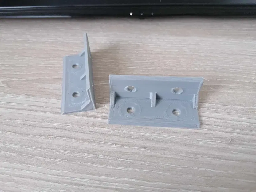 Giá đỡ 4 lỗ có tăng cường chắc chắn - Image 1