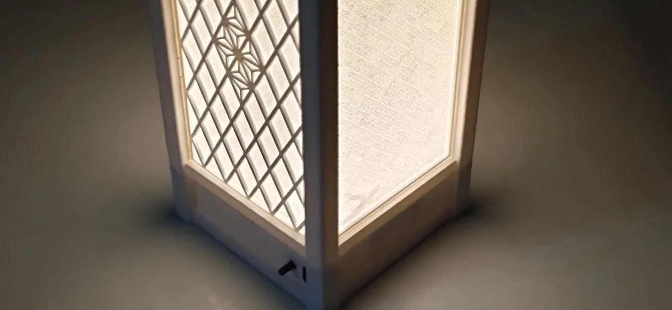 Đèn bàn phong cách Kumiko phiên bản 1.0 - Image 1