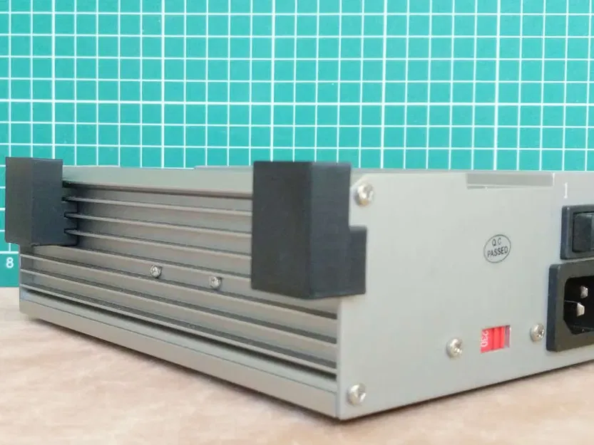 Giá đỡ nguồn Gophert cho bàn làm việc - Image 3