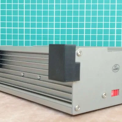 Giá đỡ nguồn Gophert cho bàn làm việc