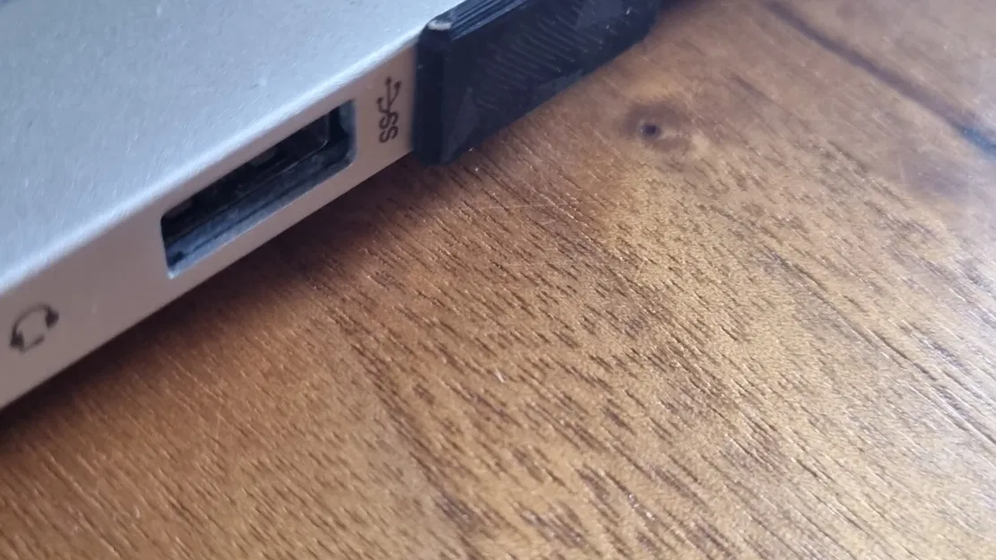 Nắp đậy chống bụi cho cổng HDMI - Image 1