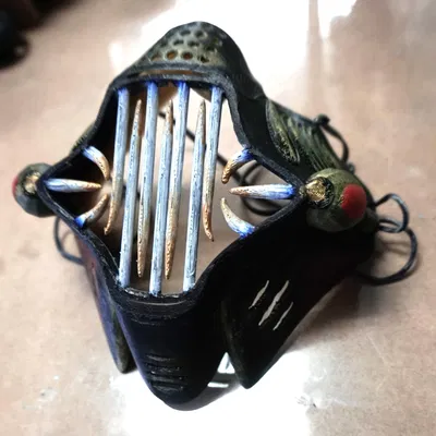 Mặt nạ Halloween hai mặt in sẵn không cần hỗ trợ