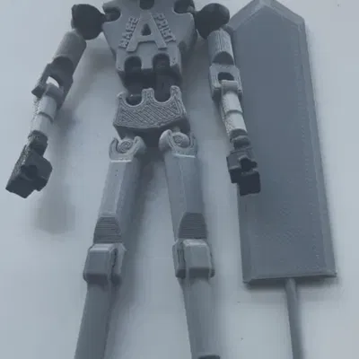 Nhân vật chiến binh rồng với thanh kiếm Bezerk