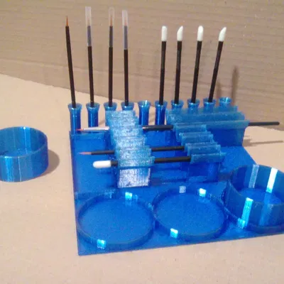 Giá đỡ cọ vẽ với 3 cốc nước tháo rời