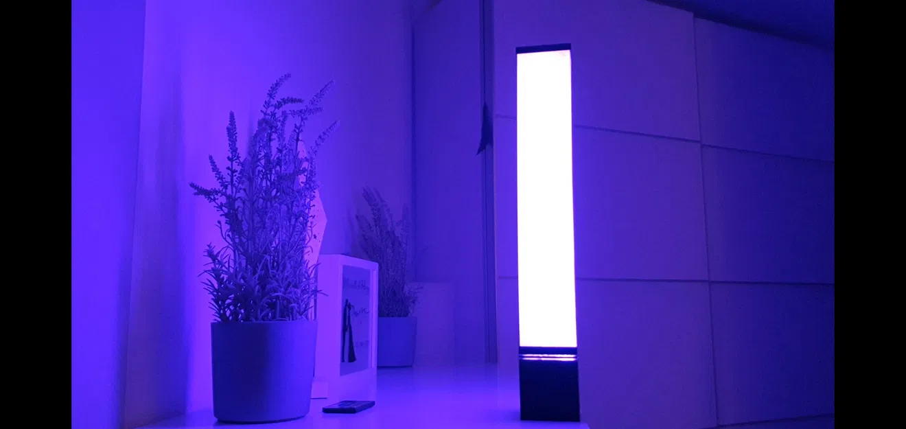 Đèn LED hình chóp với chao giấy DIN A3 - Image 1