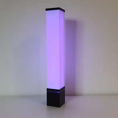 Đèn LED hình chóp với chao giấy DIN A3