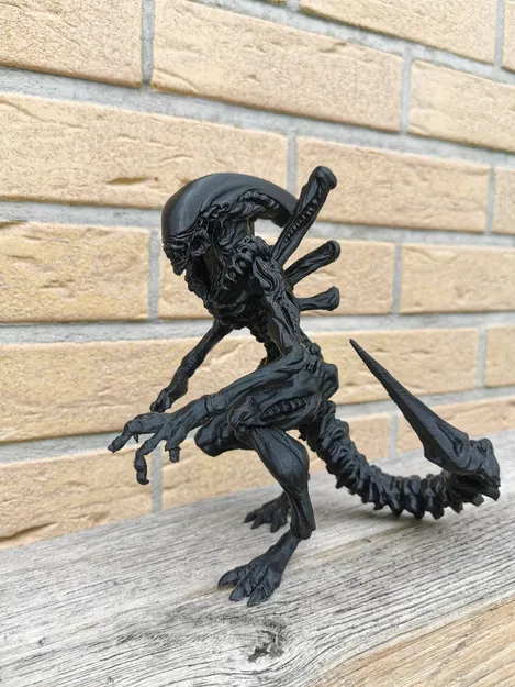 Tượng người ngoài hành tinh xenomorph đứng 10cm - Image 1