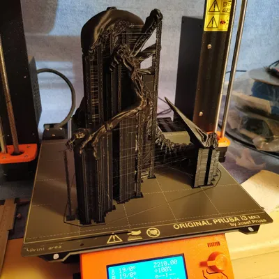 Tượng người ngoài hành tinh xenomorph đứng 10cm