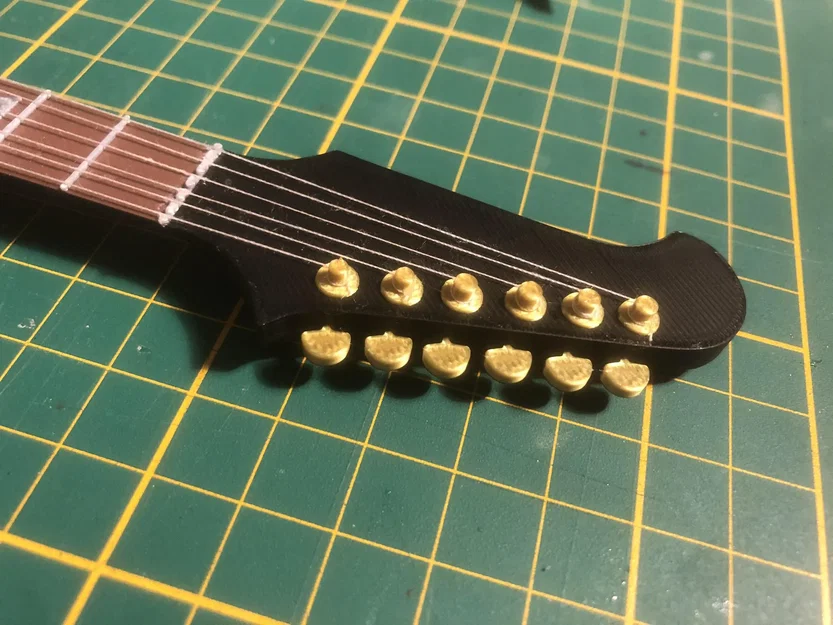 Mô hình đàn guitar mini Gibson Firebird chi tiết - Image 4