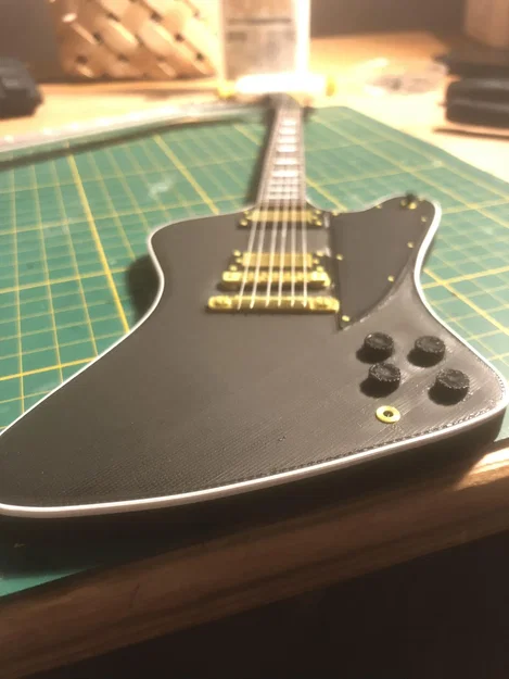 Mô hình đàn guitar mini Gibson Firebird chi tiết - Image 6