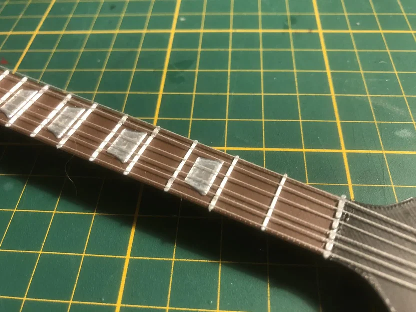 Mô hình đàn guitar mini Gibson Firebird chi tiết - Image 7