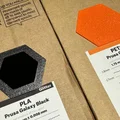 Mẫu màu Prusament gắn vào hộp giấy in 3D - Thumbnail 1