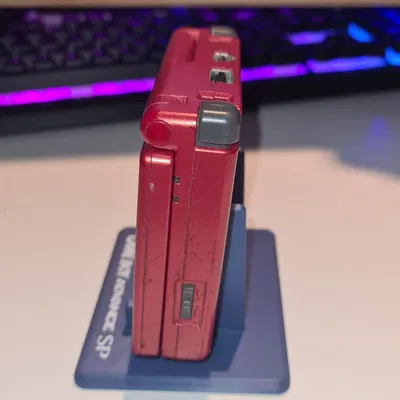 Giá đỡ hiển thị cho GameBoy Advance SP