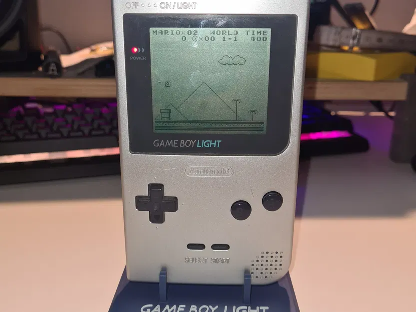 Giá đỡ hiển thị cho Game Boy Light - Image 1