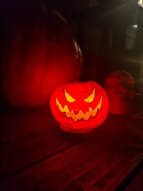Quả bí ngô Jack-O-Lantern được quét 3D thực tế - Image 1