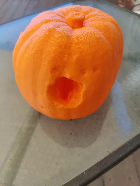 Quả bí ngô Jack-O-Lantern được quét 3D thực tế - Image 5