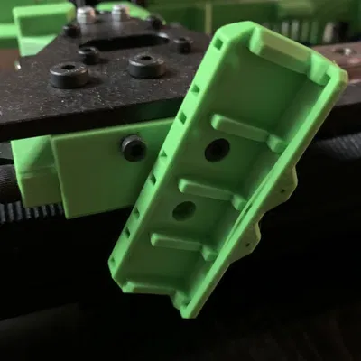 Giá đỡ Wago 221 với vít nắp thay vì vít đầu phẳng