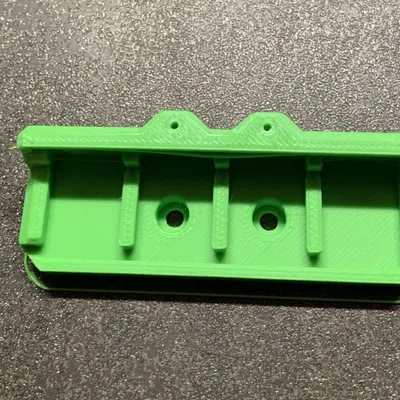 Giá đỡ Wago 221 với vít nắp thay vì vít đầu phẳng