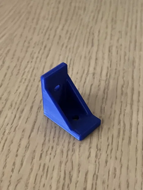 Giá đỡ nhỏ chắc chắn cho máy in 3D với file f3d kèm theo - Image 1