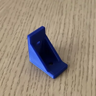Giá đỡ nhỏ chắc chắn cho máy in 3D với file f3d kèm theo
