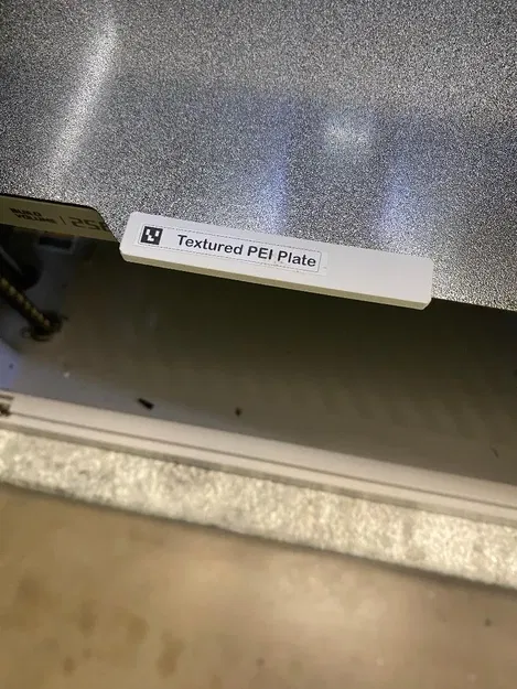 Giá đỡ nhãn dán mã QR cho tấm in 3D Bambulabs - Image 1