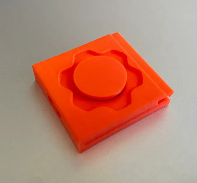 Thẻ mở rộng fidget spinner cho laptop Framework - Image 1