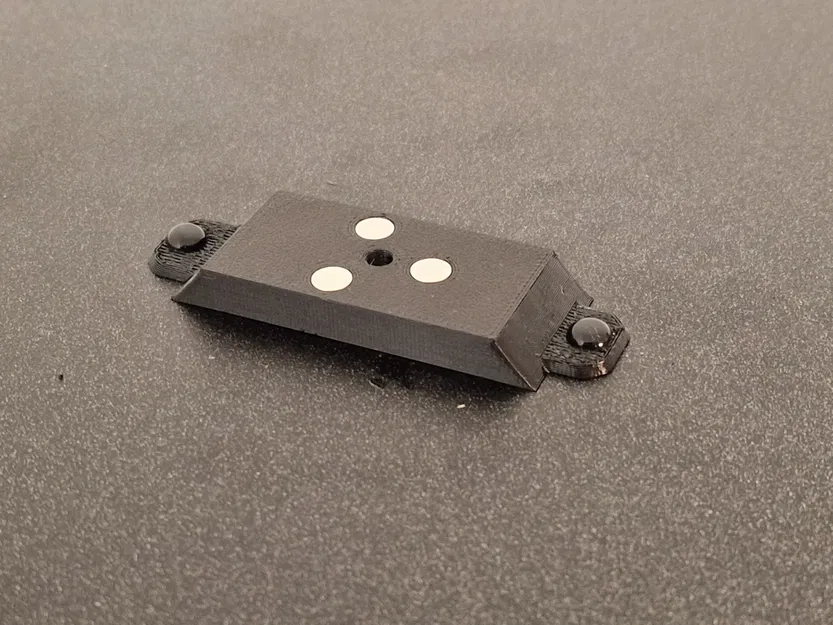 Nắp trung tâm cho Enclosure Prusa với kết nối Bowden và nam châm - Image 2